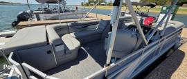2022 Bennington 22SL, $ 34,000.00