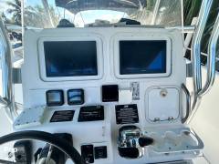 2001 Century 3200CC, $ 75,000.00