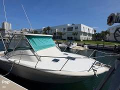 1995 Pursuit 3000 Express, $ 36,350.00