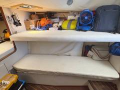 1995 Pursuit 3000 Express, $ 36,350.00