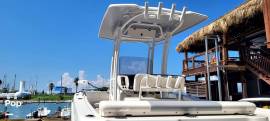 2022 Robalo R222, $ 79,500.00
