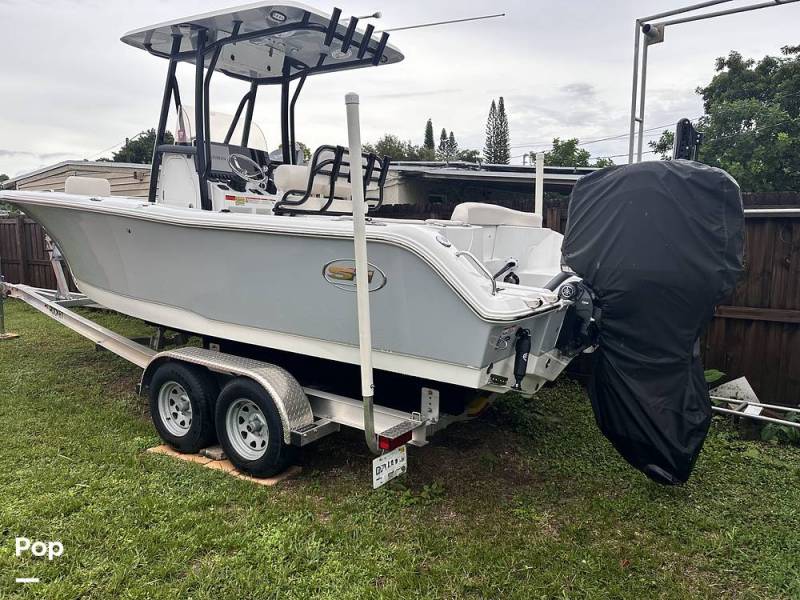 2024 Sea Hunt Ultra 229, $ 79,000.00
