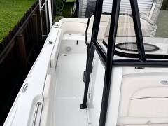 2024 Sea Hunt Ultra 229, $ 79,000.00