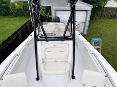 2024 Sea Hunt Ultra 229, $ 79,000.00