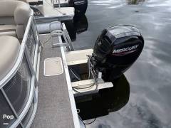 2025 Bennington 22SSR, $ 44,190.00