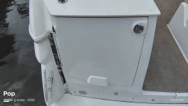 2011 Four Winns V305, $ 72,500.00