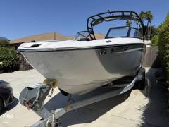 2023 Yamaha 252S, $ 79,900.00