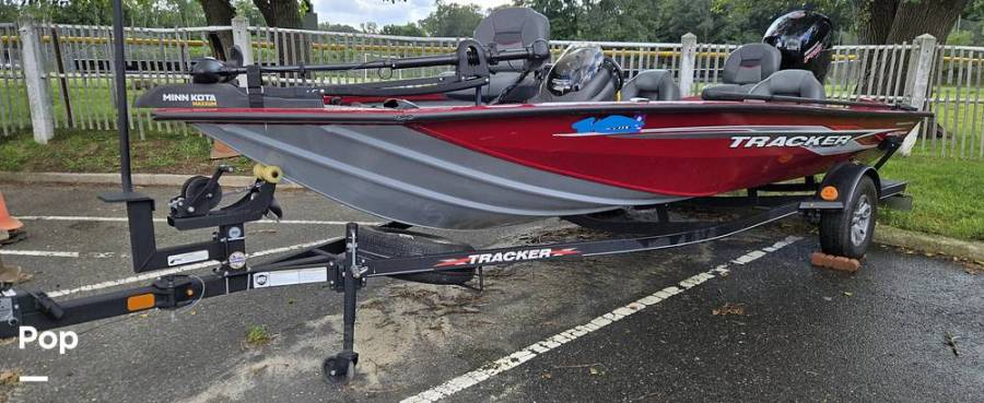 2022 Tracker Pro Team 195 TXW, $ 25,900.00