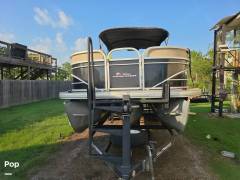 2021 Sun Tracker Party Barge 24 XP3, $ 50,500.00