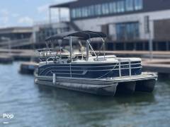 2024 Lowe SS270, $ 51,000.00