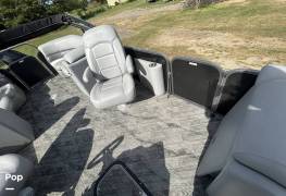 2020 Manitou 23 Aurora LE, $ 36,000.00
