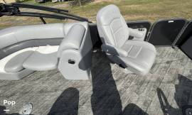 2020 Manitou 23 Aurora LE, $ 36,000.00