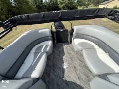 2020 Manitou 23 Aurora LE, $ 36,000.00