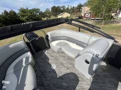 2020 Manitou 23 Aurora LE, $ 36,000.00