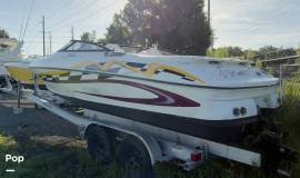 2000 Glastron Carslon CSX-23, $ 14,000.00