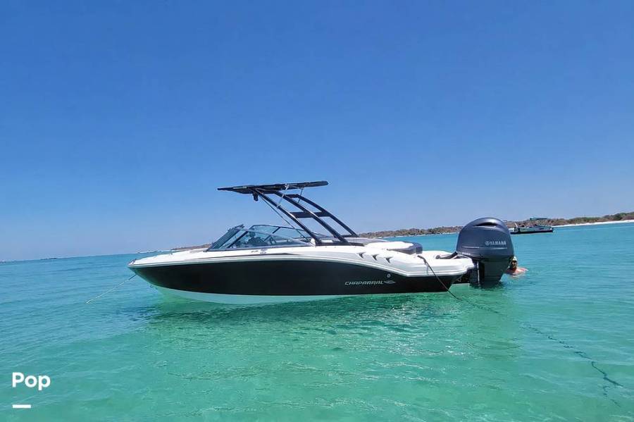 2017 Chaparral H2O 21 Deluxe, $ 25,000.00