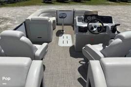2022 SunCatcher 322 SS, $ 34,900.00