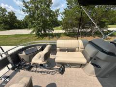 2025 Tracker Fishin' 20 Barge DLX, $ 32,000.00