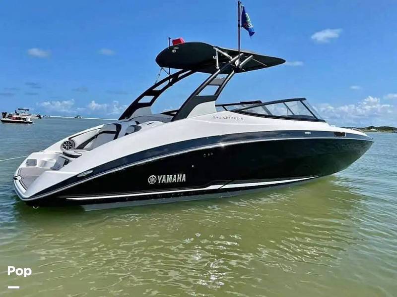 2019 Yamaha 242 Limited S, $ 56,200.00