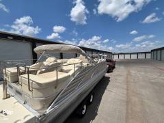2015 Bennington 2575 QCW-I/O, $ 58,495.00