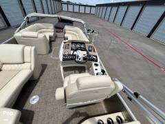 2015 Bennington 2575 QCW-I/O, $ 58,495.00