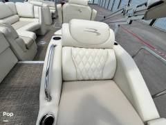 2015 Bennington 2575 QCW-I/O, $ 58,495.00