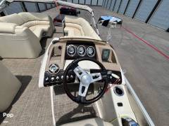2015 Bennington 2575 QCW-I/O, $ 58,495.00