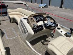 2015 Bennington 2575 QCW-I/O, $ 58,495.00