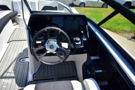 2021 Yamaha 212S, $ 57,800.00