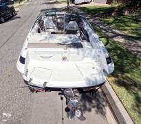 2001 Cobalt 226, $ 18,000.00