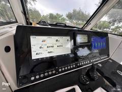 2018 Everglades 335CC, $ 240,900.00