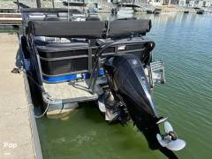 2022 Crest RS Series 230 SLC, $ 77,999.00