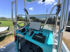 2006 El Pescador 24, $ 28,000.00