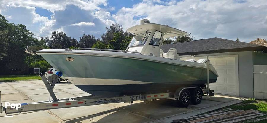 2016 Everglades 275 CC, $ 167,500.00