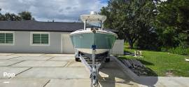 2016 Everglades 275 CC, $ 167,500.00