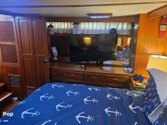 1987 Kha Shing Vista 38, $ 46,000.00