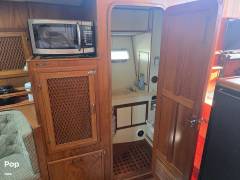 1987 Kha Shing Vista 38, $ 46,000.00