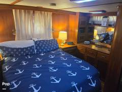 1987 Kha Shing Vista 38, $ 46,000.00