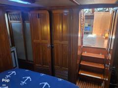 1987 Kha Shing Vista 38, $ 46,000.00
