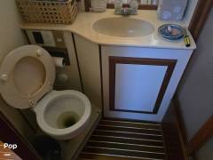 1987 Kha Shing Vista 38, $ 46,000.00