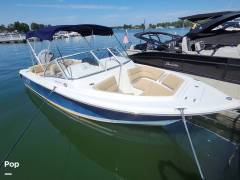 2017 Sea Hunt Escape 211 LE, $ 40,000.00