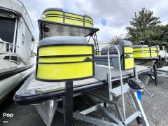 2024 Custom Craft 29 Double Decker, $ 54,000.00