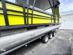 2024 Custom Craft 29 Double Decker, $ 54,000.00