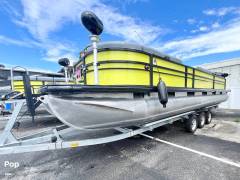 2024 Custom Craft 29, $ 49,000.00