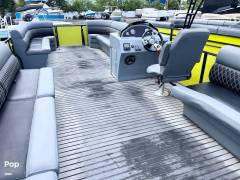 2024 Custom Craft 29, $ 49,000.00