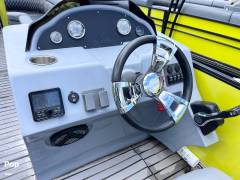 2024 Custom Craft 29, $ 49,000.00