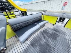2024 Custom Craft 29, $ 49,000.00