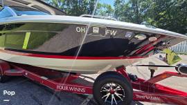 2018 Four Winns H290 W/Joystick, $ 132,900.00