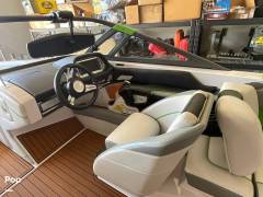 2015 Super Air Nautique G25, $ 116,999.00
