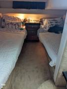 2004 Monterey 322 Cruiser, $ 57,500.00